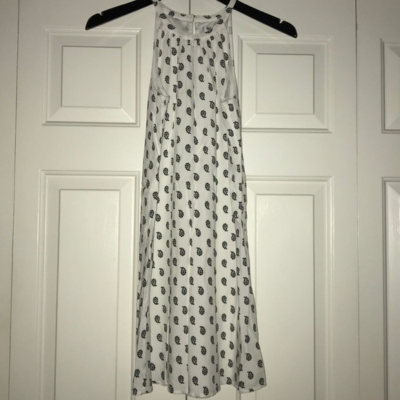 Dress - Picture 1 of 3